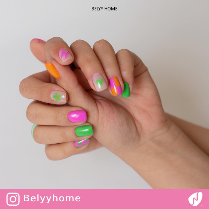 Multicolored Bright Manicure